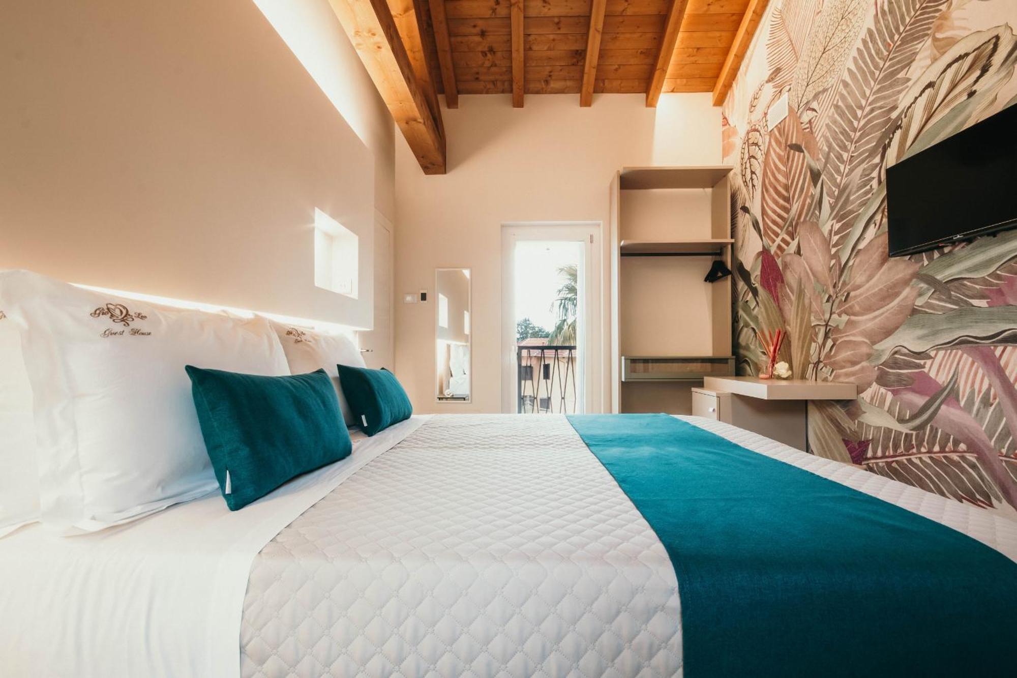 Gio Leo Guest House Lesa Kültér fotó